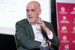 Javier Tebas y las quejas del Real Madrid tras el derbi: "Cuando no es Negreira, es el árbitro..."