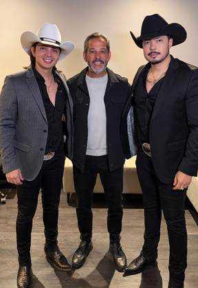 Mayck & Lyan anunciam parceria com Pedro Mota