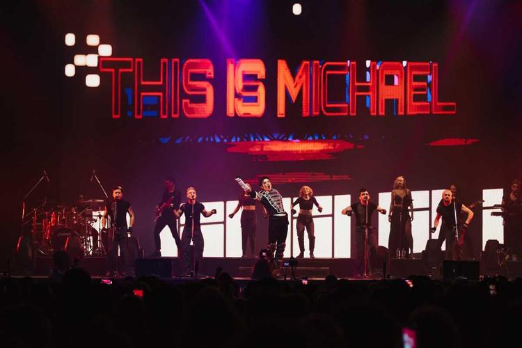 No Aniversário de Michael Jackson, a Suhai Music Hall Recebe o Maior Espetáculo Em Homenagem Ao Rei do Pop