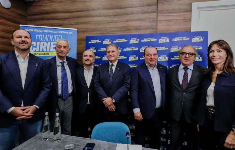 Il centrodestra ritrova l’unità a Salerno: Forza Italia scarica Zambrano e sostiene Marenghi