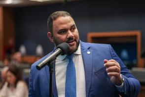 Moraes barra Alerj de analisar prisão do deputado Thiago Rangel