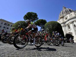 La lezione di vita del ciclista al Giro