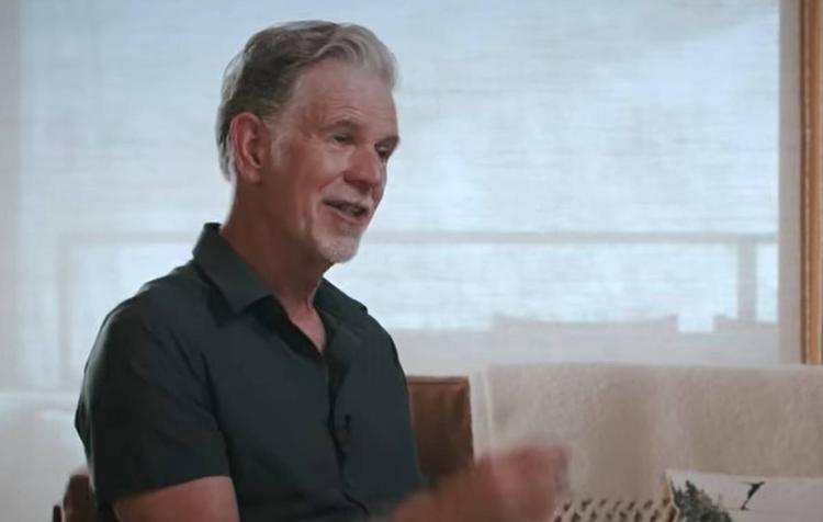 Terremoto Netflix, il cofondatore Reed Hastings lascia il timone: crollano le azioni