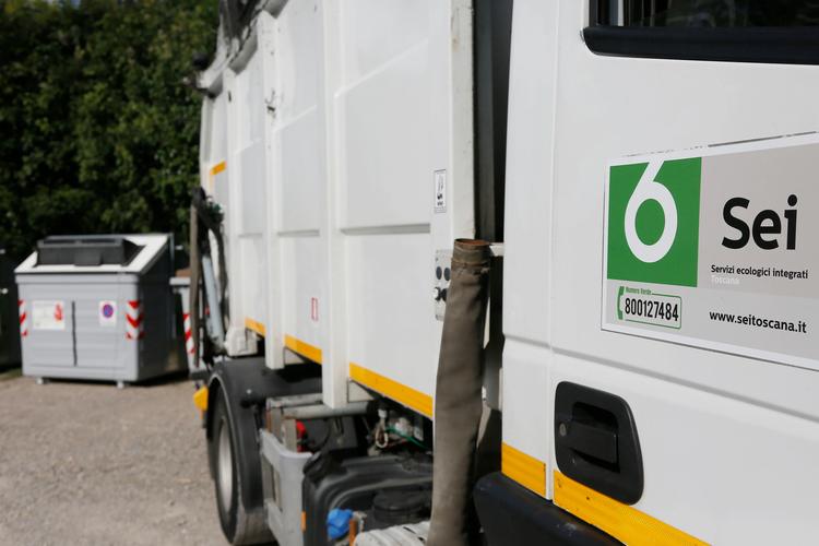 Rifiuti, via libera al piano Ato: aumenti Tari e raddoppio dell’impianto di Montale