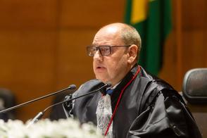 Governador em exercício do Rio intensifica 'faxina' e exonera mais de 550 servidores