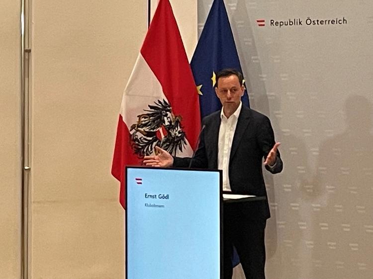 ÖVP-Klubobmann und Sicherheitssprecher Ernst Gödl: Fußfessel für Gefährder