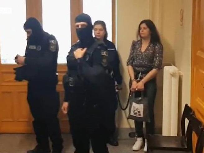 Ilaria Salis, l'appartamento a Budapest e la cauzione di 40 mila euro, poi il verdetto: «Richiesta respinta». Cosa succede ora