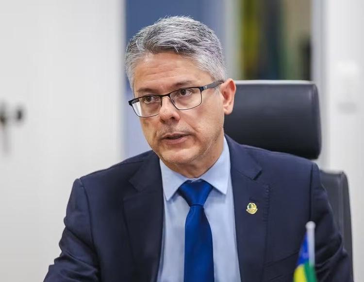 Ministros criticam relatório de Alessandro Vieira na CPI do Crime Organizado