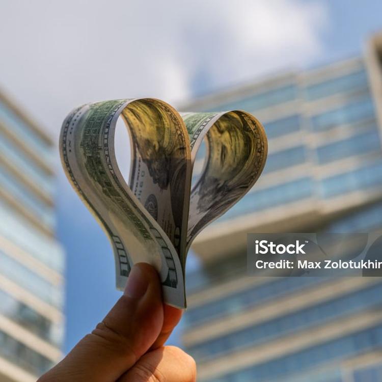 5Nights War-Room - Love or Money