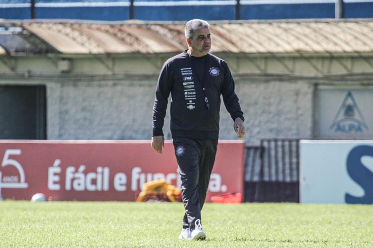 Caxias retorna aos trabalhos nesta quarta-feira