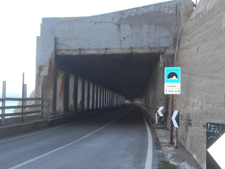 👷🏻‍♀️L'ANAS ha emesso oggi l’ordinanza che dispone l’avvio degli interventi di manutenzione della galleria artificiale...