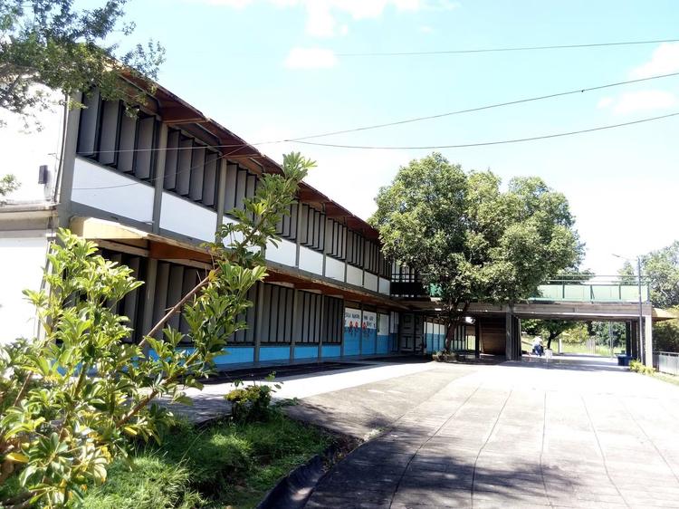 Diretor de duas escolas municipais morre após passar mal durante expediente em Divinópolis
