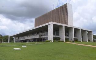 Governo do DF reverte déficit e eleva nota de capacidade de pagamento para ‘A’