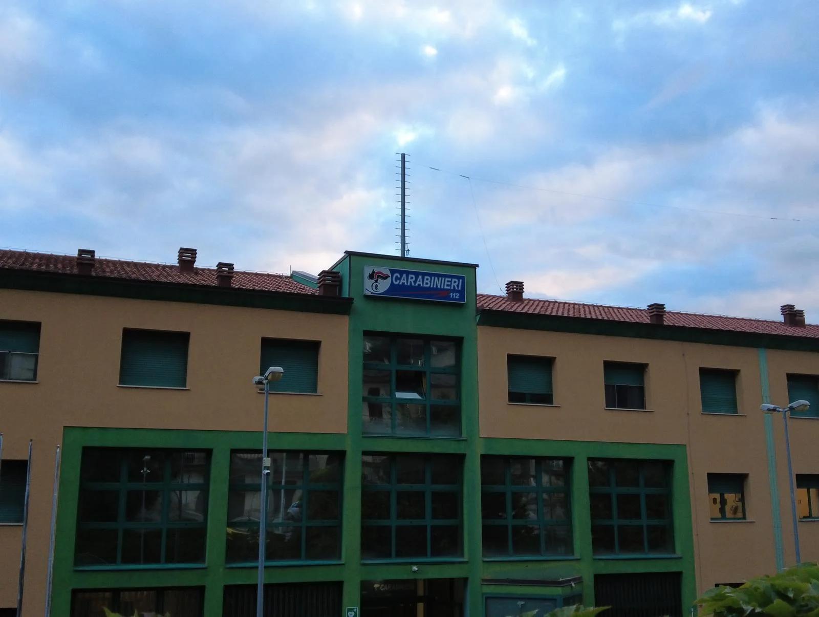 Vallo di Diano, aggredisce moglie e figlio minorenne: denunciato