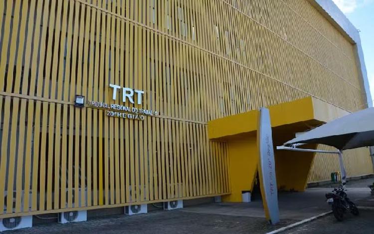 Empresa e advogada são multadas após recurso feito com auxílio de IA citar decisões judiciais inexistentes