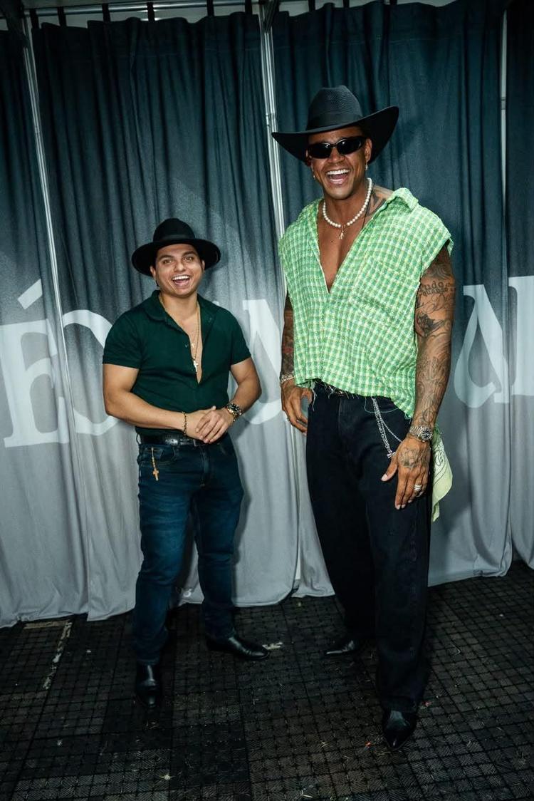 Filho do Piseiro é convidado de Léo Santana em apresentação inédita de 