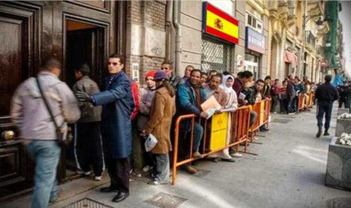 الجالية المغربية تتصدر سوق الشغل الإسباني بأرقام قياسية