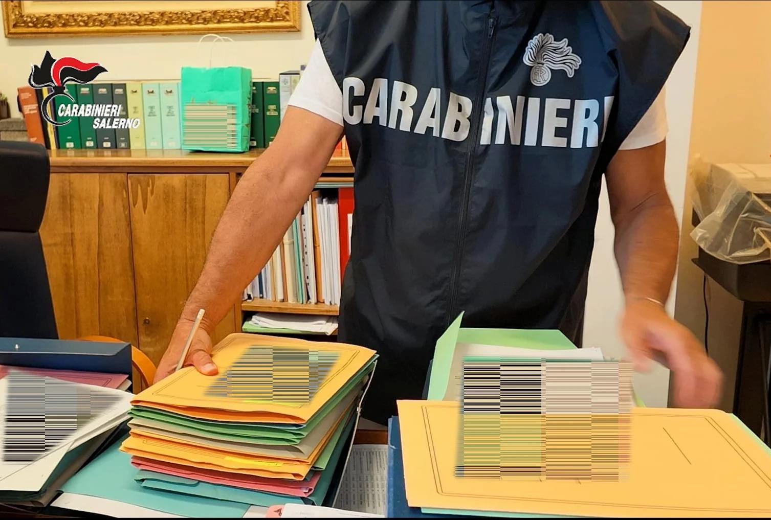 Appalti pubblici a Positano, blitz dei Carabinieri: perquisizioni e indagini sulla scorsa amministrazione