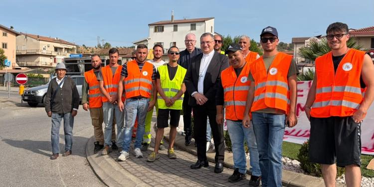 Carburanti e bollette, una stangata in Calabria: dai campi alla strada cresce la rabbia