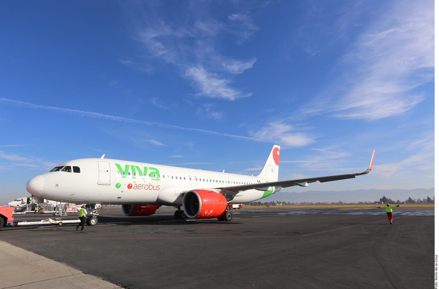 Falla avión de VivaAerobus en Puerto Vallarta