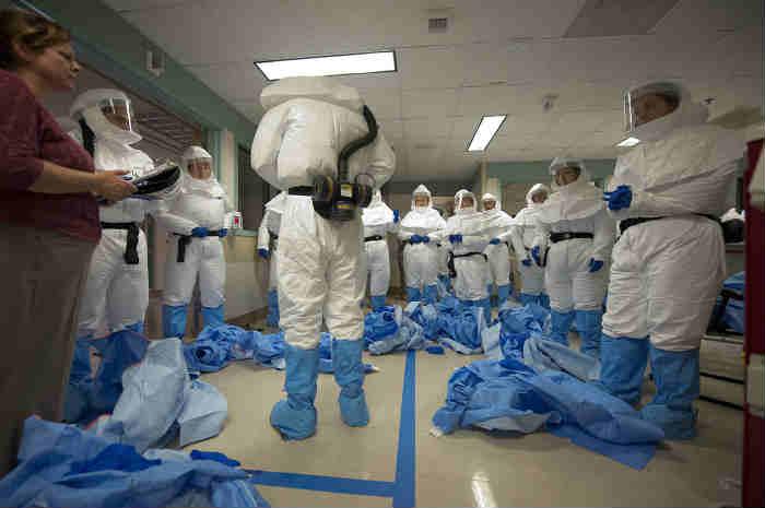 Ebola in Congo, guariti quattro infermieri, Oms: “Il vostro coraggio dimostra che l’epidemia può essere fermata”