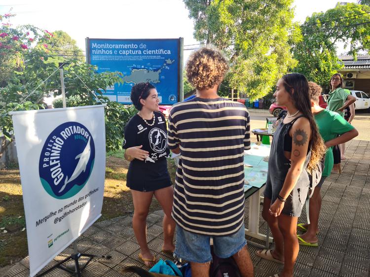 Projeto Golfinho Rotador celebra Semana do Meio Ambiente com várias atividades