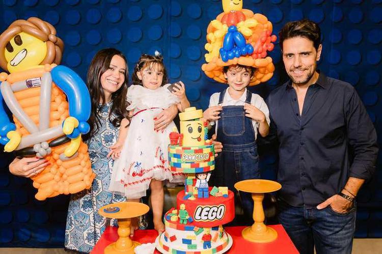 Thiago Arancam e Aline Frare celebram os sete anos do filho Francisco