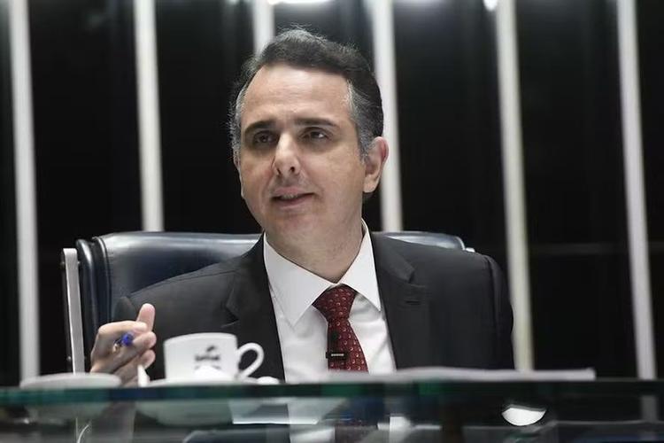 Pacheco recua de candidatura em Minas e impasse pressiona estratégia do PT para 2026