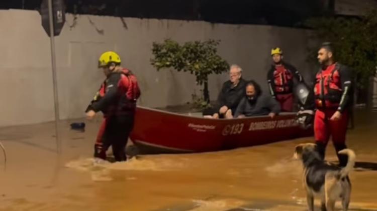 Mais de 190 pessoas fora de casa: bombeiros resgatam moradores e animais após elevação da água em São Sebastião do Caí