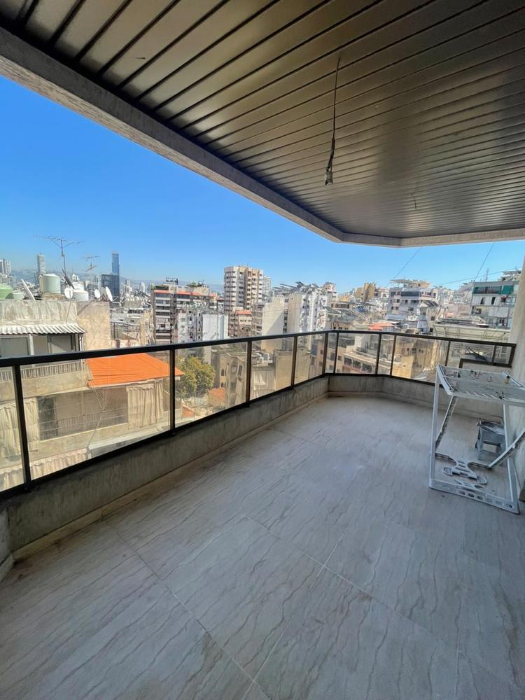 For Sale: Apartment in Zokak El Blat