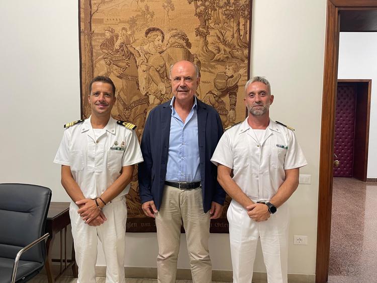 Visita di saluto del comandante Sarro al Comune di Milazzo