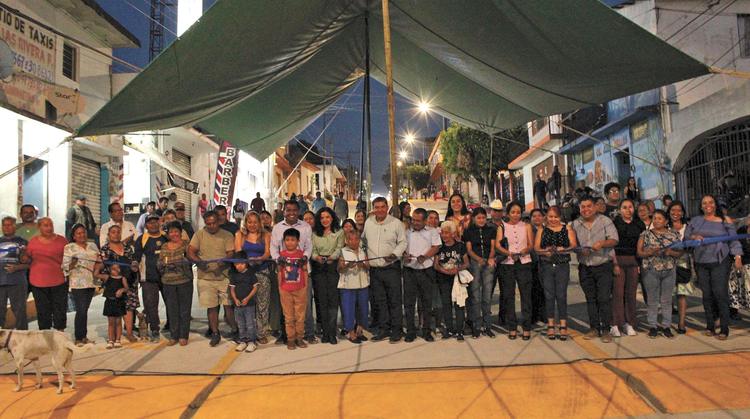 Yecapixtla estrena obras: Pavimentan y rehabilitan drenaje