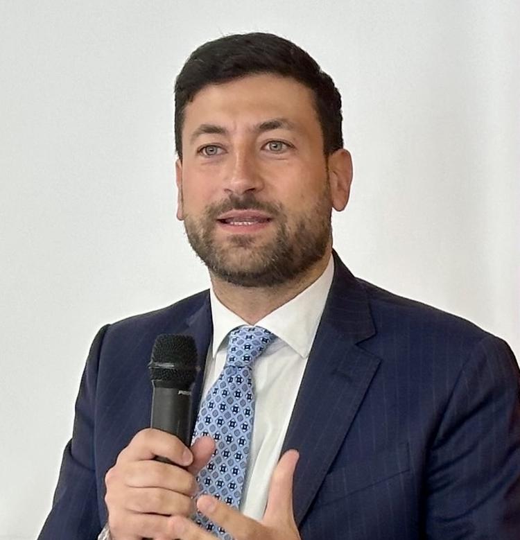 Tacente: “Taranto non si amministra solo con numeri e statistiche”