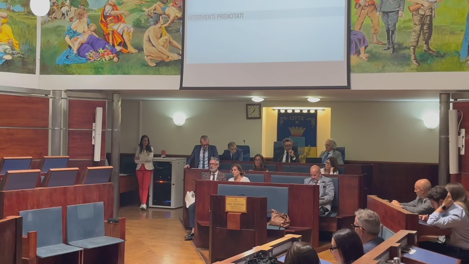 La proposta del sindaco: “Fare di Giugliano un capoluogo provincia”