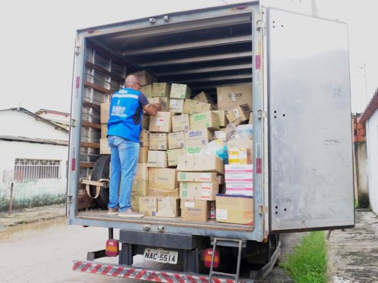 Polícia tenta identificar clientes de esquema que desviou medicamentos no Acre