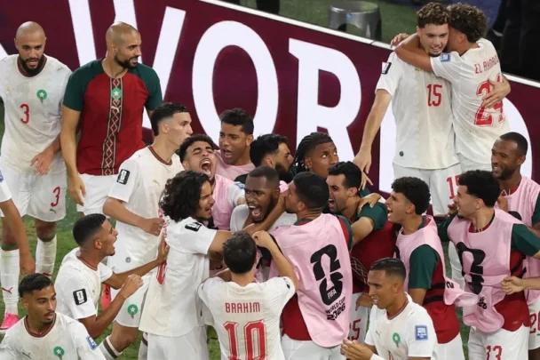 هيمنة مغربية على أفضل تشكيلة للاعبين العرب خلال كأس العالم