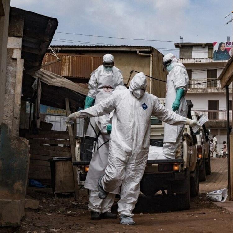 Ebola, negativo il caso sospetto in Sardegna. Nuovi contagi in Congo