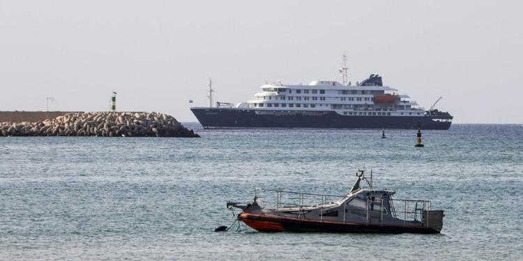 Oms: possibile trasmissione dell'hantavirus da uomo a uomo sulla nave da crociera al largo di Capo Verde