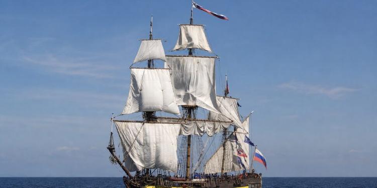 Nave scuola russa a largo Pantelleria, nessun approdo in porti italiani: la TS Shtandart puntava su Palermo