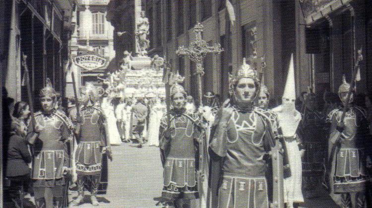 Política de humo e incienso