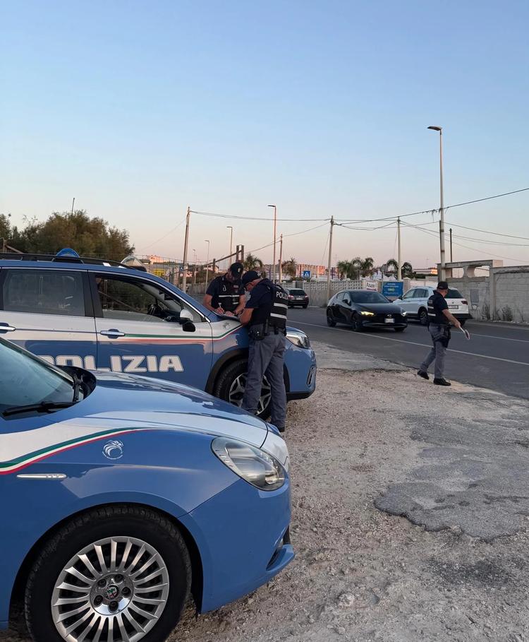 Bari, aggredirono coetaneo: identificato un minore