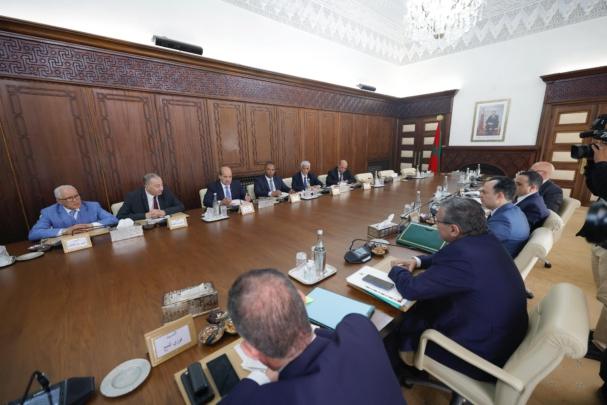 الأجور والتقاعد وضريبة الدخل..أخنوش يقدم حصيلة الحوار الاجتماعي لحكومته أمام المركزيات النقابية