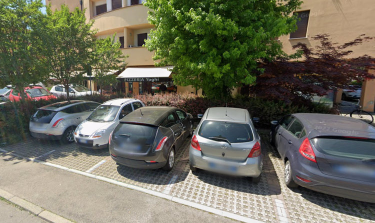 "Dammi una pizza gratis". E lo straniero uccide a coltellate il ristoratore