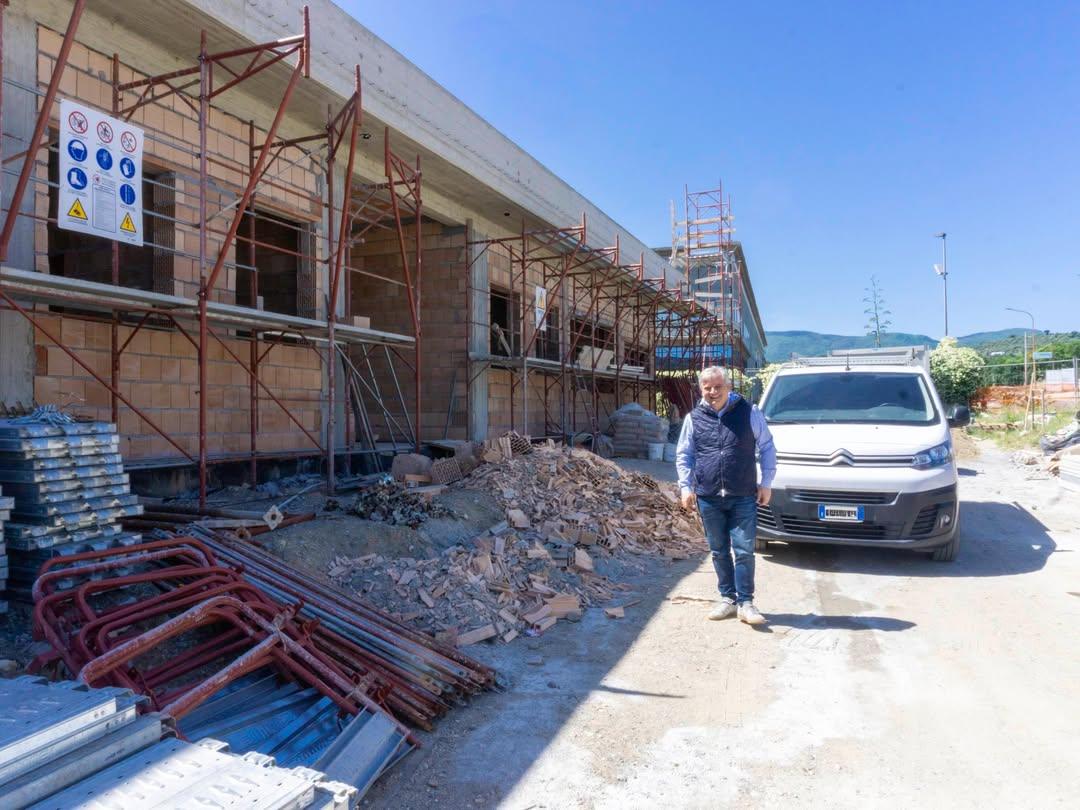 🚧 Abbiamo avviato una serie di sopralluoghi nei cantieri aperti sul nostro territorio.  Il primo é quello del nuovo asi...