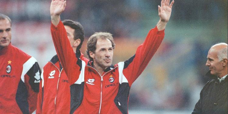 Morte Franco Baresi, il calcio si commuove. Dal Milan alle rivali, lo struggente saluto: «Il Capitano è per sempre»