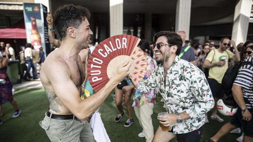 Las olas de calor encienden la alarma en los festivales de música veraniegos y los obliga a repensarse