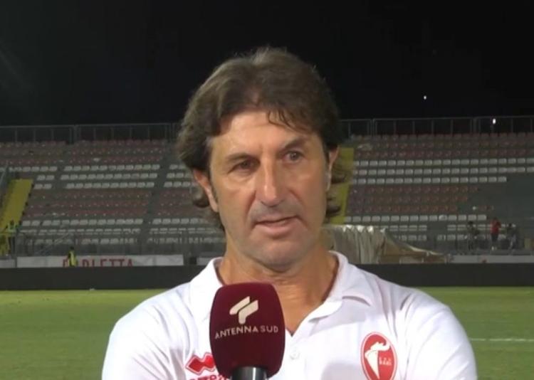 Bari, Rastelli: “Bene fino al 33′, poi partita decisa dagli episodi”