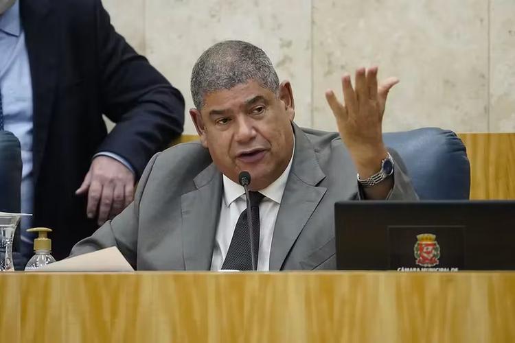 Justiça de SP prorroga por 30 dias prisão temporária de Milton Leite
