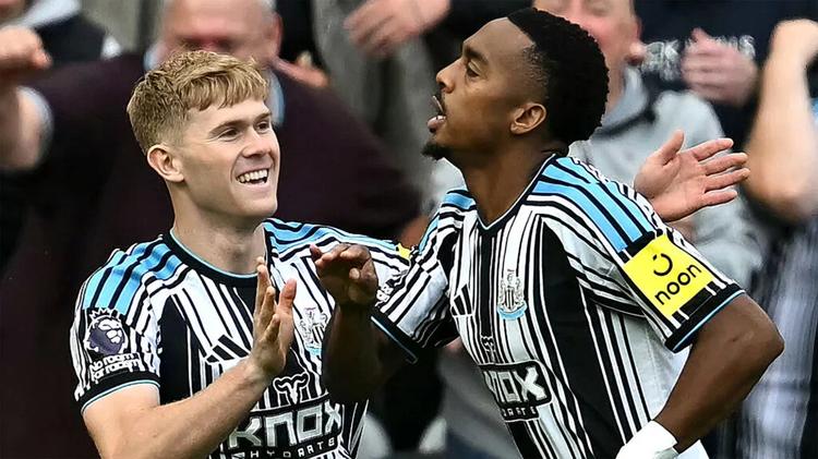 Joe Willock Goal Celebration Lewis Hall Newcastle United