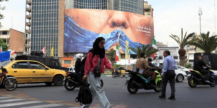 Axios: Usa-Iran vicini al memorandum per la fine della guerra. Crolla il petrolio, volano le Borse